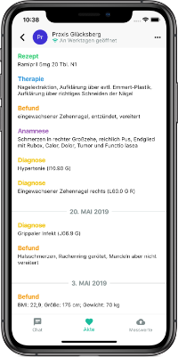 PatMed-App auf einem Smartphone mit Übersicht der verbundenen Arztpraxen